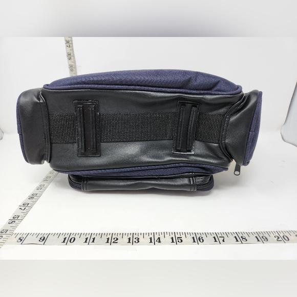 Vintage CBS Sports Handycam Bag - Picture 3 of 9